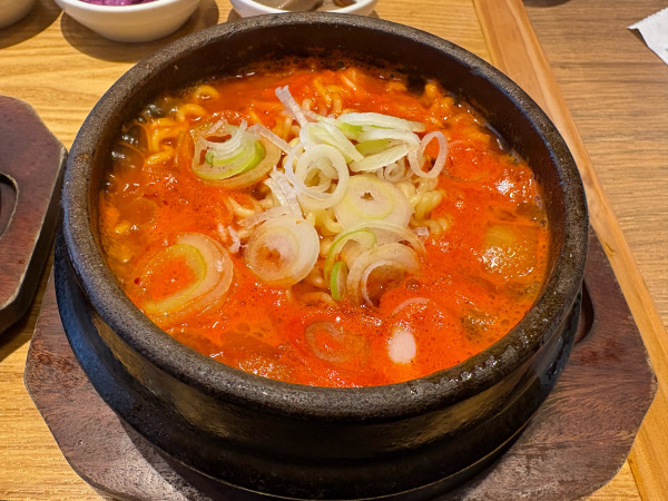 「海老とあさりのチゲラーメン」@VEGEGO イオンモール浦和美園店の写真