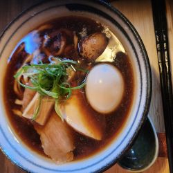 味玉地鶏醤油そば