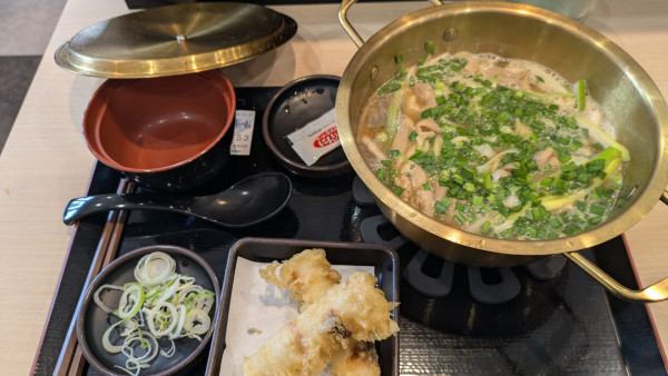 「もつ煮ら～めん、太刀魚のちくわ天（クーポン）」@ゆで太郎 谷田部店の写真