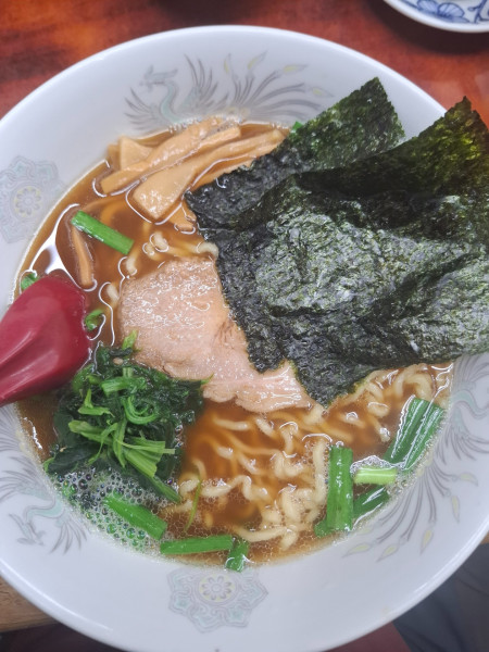 「醤油ラーメン８５０円」@らーめん ドラごんちの写真