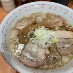 朝ラーメン(煮干しスープ)690円