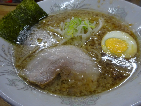 「らーめん(醤油) 690円」@らーめん 三水 つくば店の写真