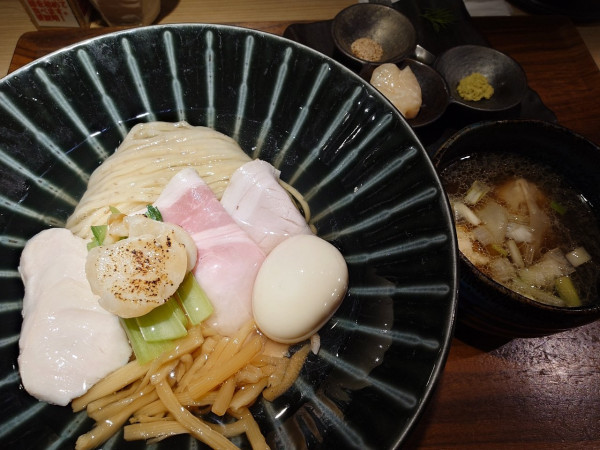 「『特製』帆立の昆布水つけ麺 黒」@Tokyo Style Noodle ほたて日和の写真