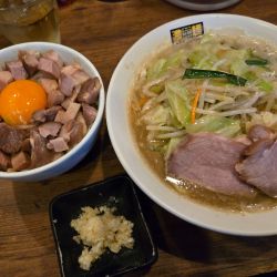 濃菜麺+生ニンニク+豚ご飯