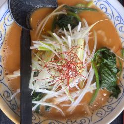 担々麺980円＋大盛り100円