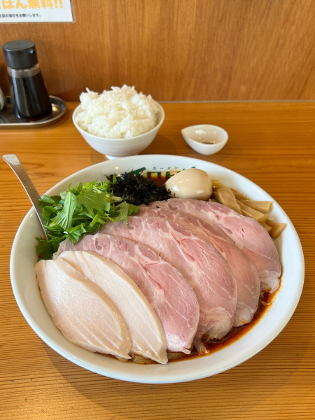 「全部のせ和えそば」@ラーメン イロドリの写真