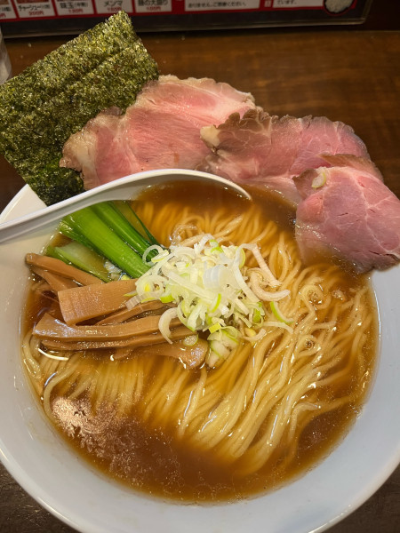 「あっさり煮干しラーメン　大盛り」@ラーメン 一兎の写真