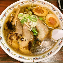 味玉ラーメン（1,100円）