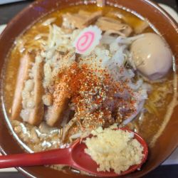 辛い特製中華そば大(350g)