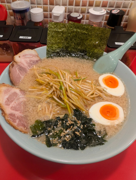 「特製ラ〜メン中盛り」@ラーメンショップ〇化 野田谷津店の写真