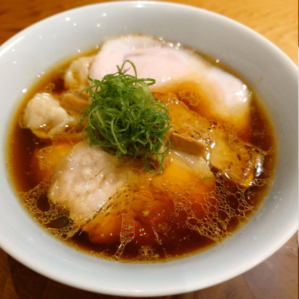 「特製（地鶏）中華そば」@中華そば しば田の写真