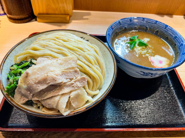 「鶴嶺峰つけ麺 小結（大）」@らー麺土俵 鶴嶺峰の写真