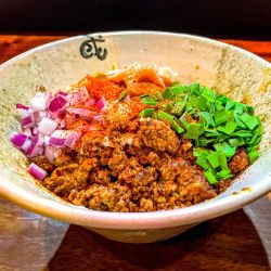 from. 台湾（辛め・ニンニク・一口ライス）