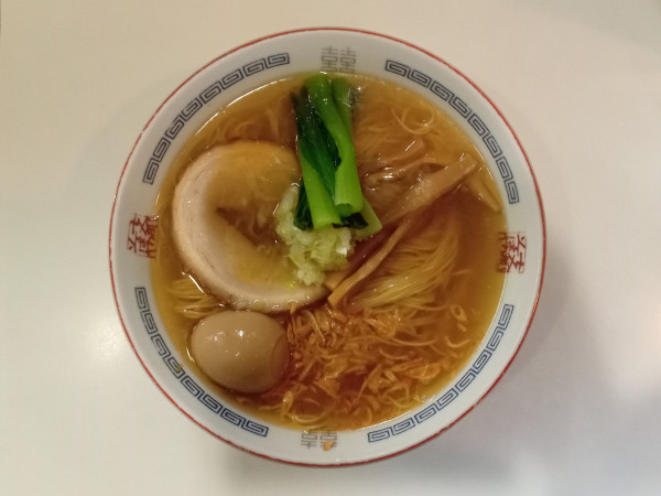 「塩味ラーメン＋名古屋コーチン味付玉子」@支那そばや 相模原店の写真