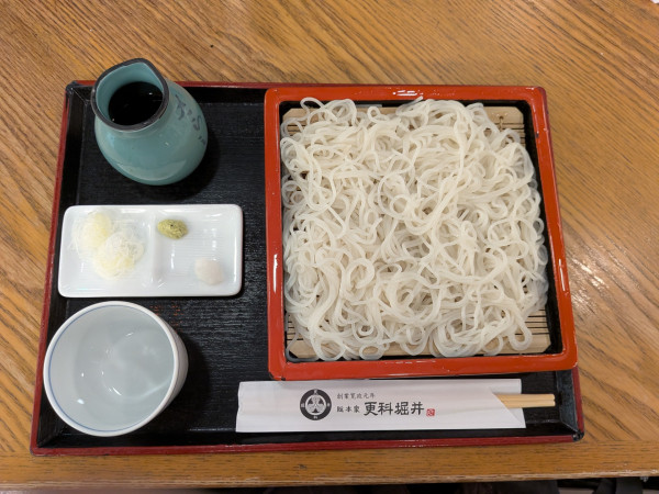 「さらしなそば1,100円」@総本家 更科堀井 麻布十番本店の写真