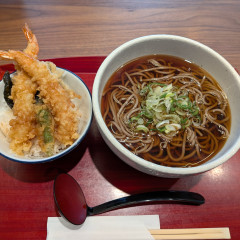 そばじ アトレ川崎店の画像