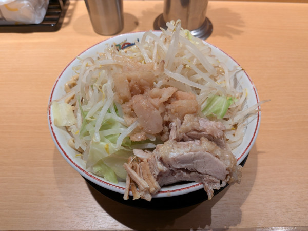 「味噌山、大盛」@豚山 町田2号店の写真