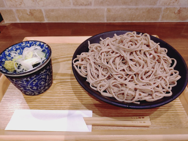 「（ランチ）十割そば（大盛・田舎そばを選択）　６５０円　※」@十割そば 東京バッソの写真