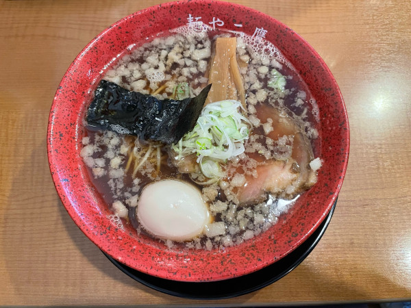 「背脂入り中華そば(¥1,050) 味玉(¥150)」@麺や 二鷹の写真