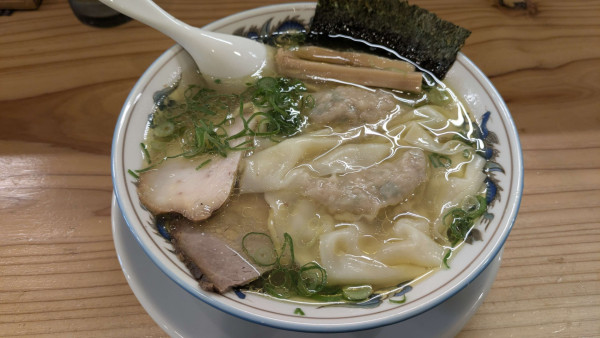 「ワンタン中華そば 塩」@永明中華そば店の写真