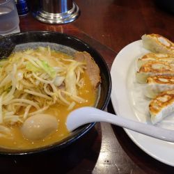 おやじ麺セット（1,550円）野菜多め＋味付玉子（150円）
