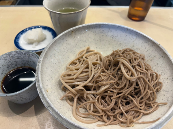 「合盛りそば(十割･六四)他いろいろ」@深大寺石蕎麦河鳥の写真