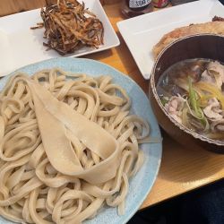 肉汁うどん 中盛/1,050円