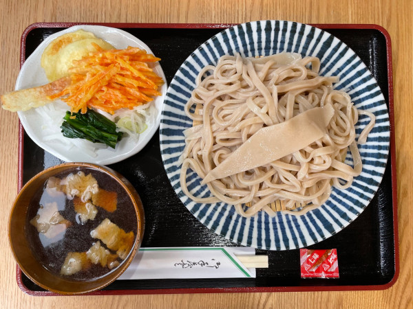 「大盛り天ぷら付き/900円」@さかえの写真