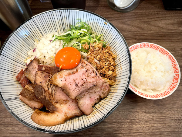 「特製まぜそば追い飯」@NOODLEパドルの写真