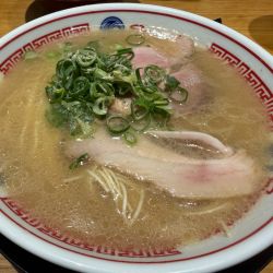豚骨ラーメン