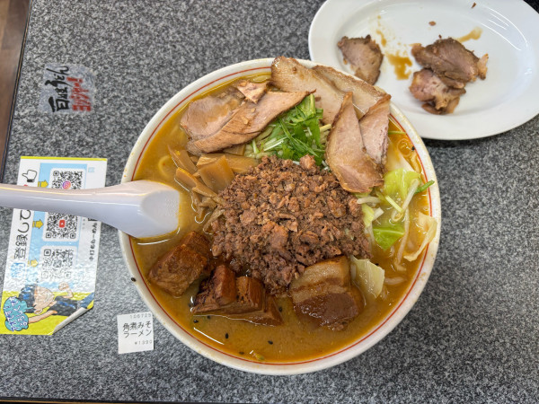 「角煮みそラーメン大盛（1390）」@手打らーめん 勝龍の写真