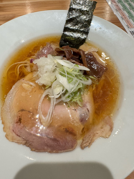 「得そバセット（醤油ラーメンとチャーシュー丼）1150円と餃子３個」@らぁ麺 本気人の写真