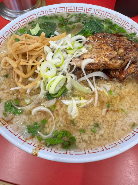 「パイカラーメン700円、ハラミ丼小500円」@ラーメンスタンド とん平食堂の写真