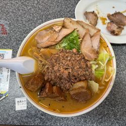 角煮みそラーメン大盛（1390）