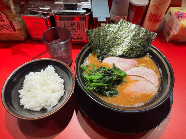 「三楽家特製ラーメン」@ラーメン 三楽家の写真