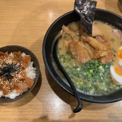 久留米ラーメン 初代 よかろうもんの画像
