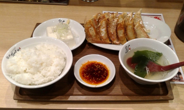 「Ｗ餃子定食ライス大盛(1023円)」@れんげ食堂 Toshu 亀有北口店の写真