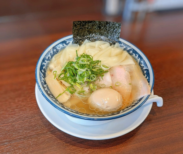 「特製塩らーめん」@ひら松の写真