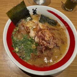濃厚魚介ラーメン
