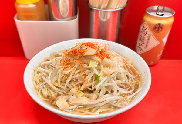 「小ラーメン（ヤサイ、アブラ、カラメ）」@ラーメン二郎 上野毛店の写真