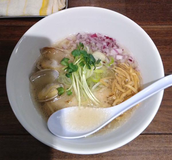 「貝出汁中華そば(塩)+和え玉(並)」@貝出汁中華そば 貝香屋の写真