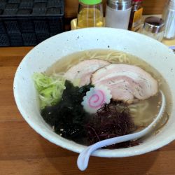 塩ラーメン680円