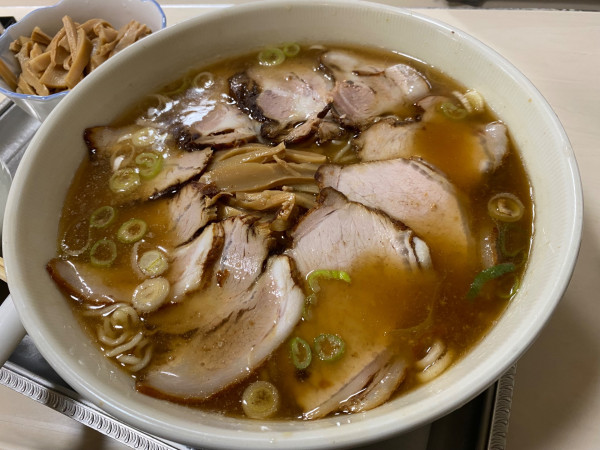 「チャーシュー麺＋メンマ＋生卵」@永福町大勝軒の写真