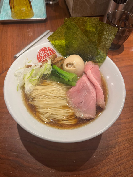 「かいからーめんZ醤油　大盛」@天然魳煮干だしらーめん創房 魁花の写真