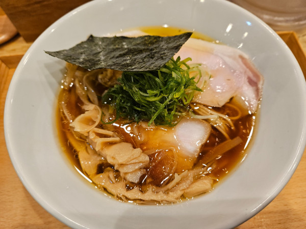 「醤油そば」@開運橋通 ふじ原の写真