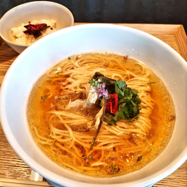 「なにわの羅臼昆布塩出汁そば（￥1,350）」@なにわ麺次郎 雅の写真