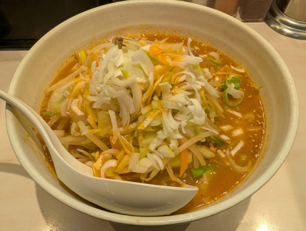 「辛味噌タンメン」@湯麺 大八の写真