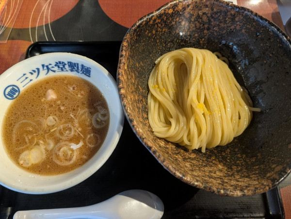 「ゆずつけ麺980円」@三ツ矢堂製麺 中目黒本店の写真