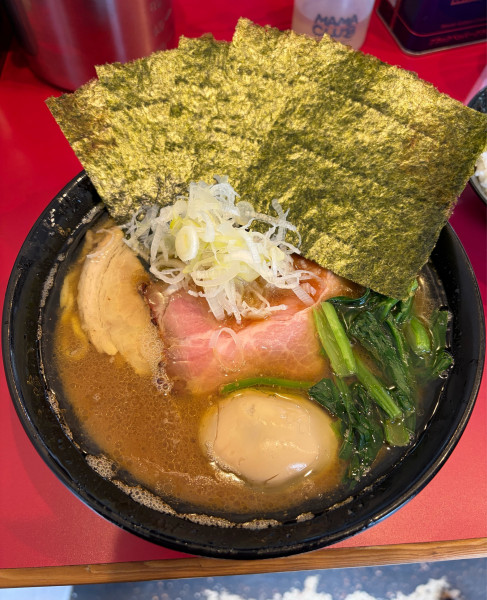 「特選らぁめん」@立喰いらぁめん たいせいの写真