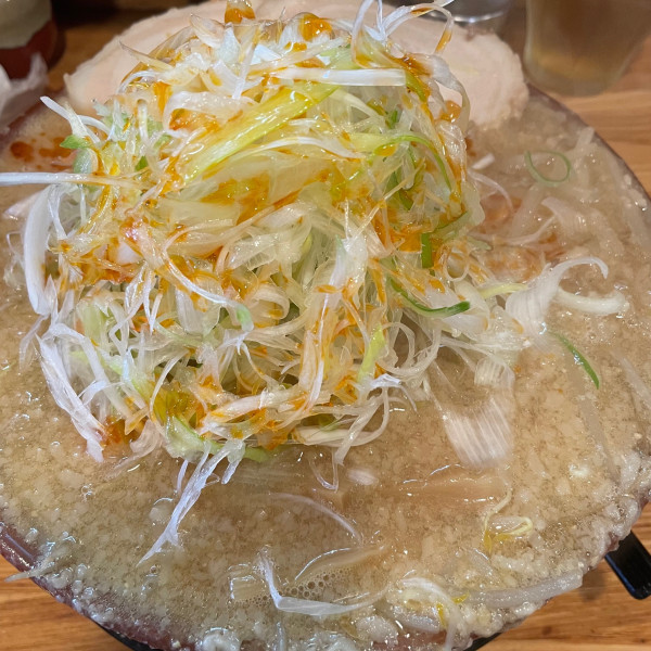 「ネギらーめん　味噌　背脂2」@チャッチャ系らーめん もん吉の写真